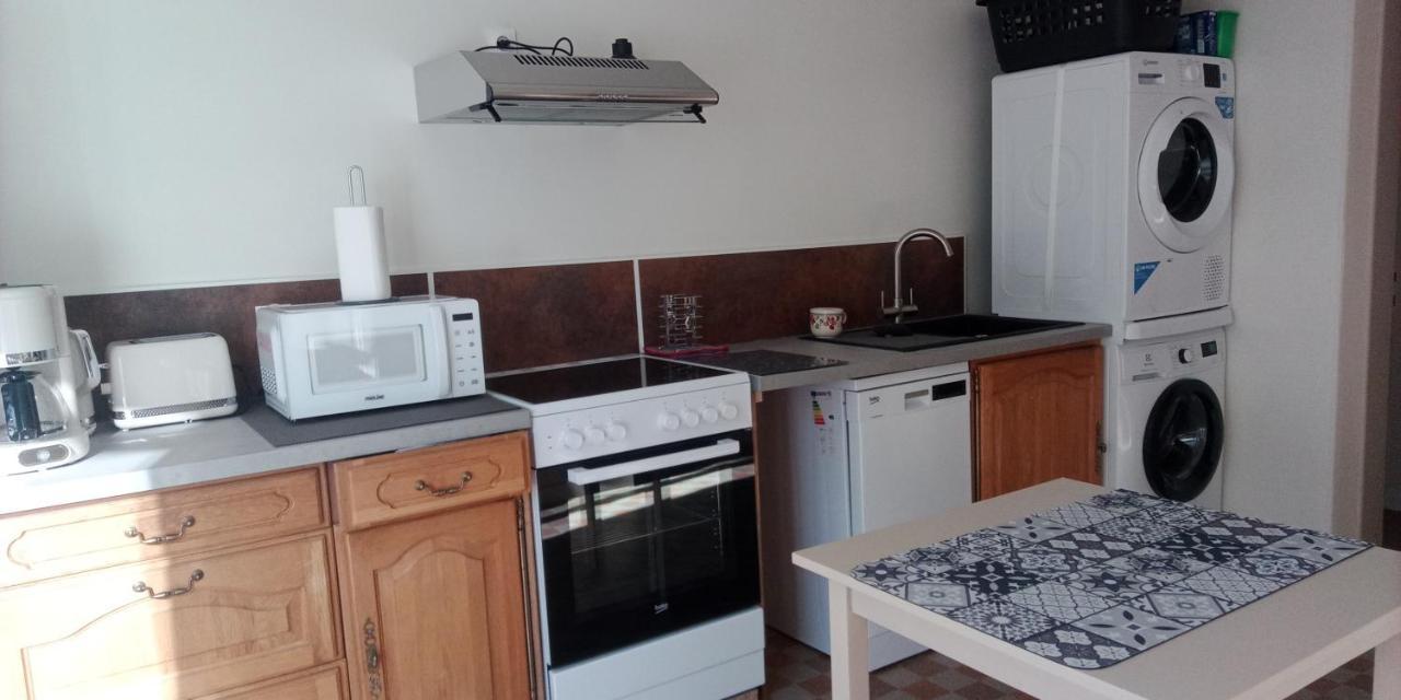 Le Plain Pied Sur Place Le Mêle-sur-Sarthe Εξωτερικό φωτογραφία