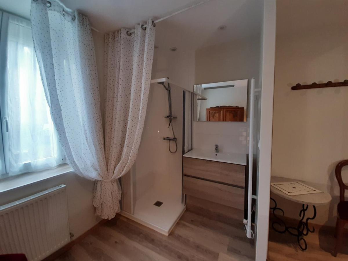 Le Plain Pied Sur Place Le Mêle-sur-Sarthe Εξωτερικό φωτογραφία